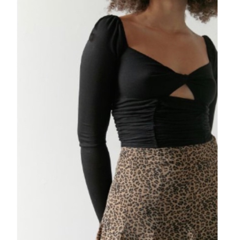 Urban Outfitters Juliana Crepe Cutout Cropped Top Black